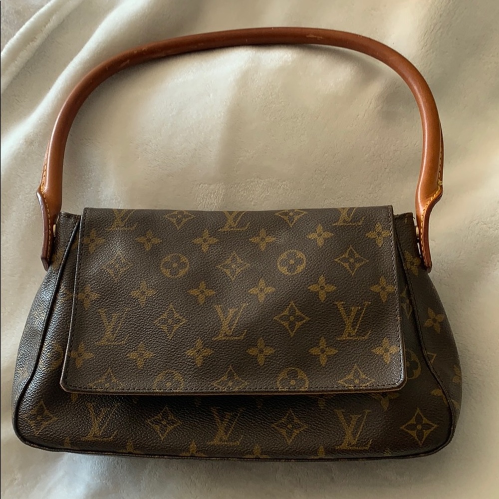 COPY - Louis Vuitton Looping PM Purse